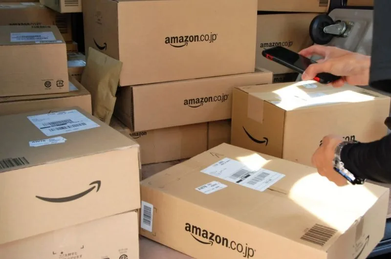 Mua ho hang amazon