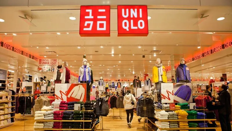 mua hang uniqlo